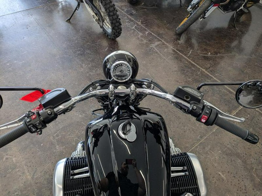 2025 BMW R 18 Black Storm Metallic