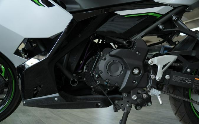 2024 Kawasaki Ninja e-1 ABS