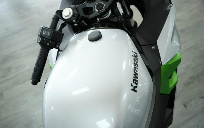 2024 Kawasaki Ninja e-1 ABS