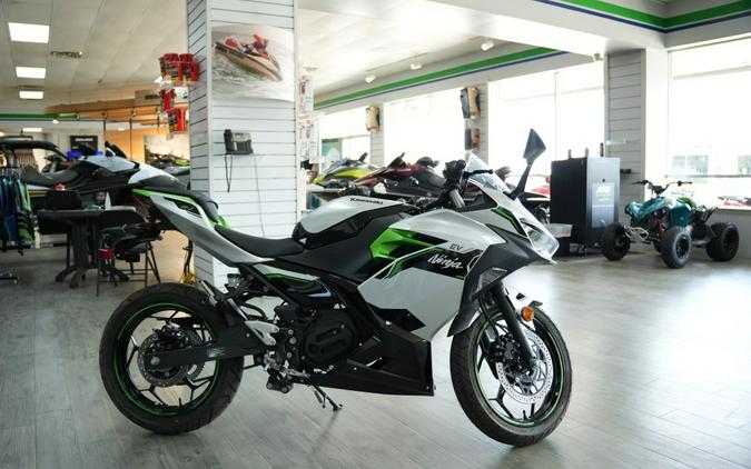 2024 Kawasaki Ninja e-1 ABS