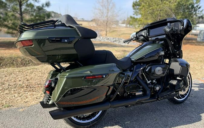 2026 Harley-Davidson® FLHXL Street Glide Limited