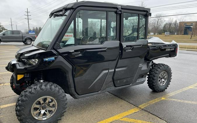 2023 Can-Am® Defender MAX Lone Star Cab HD10