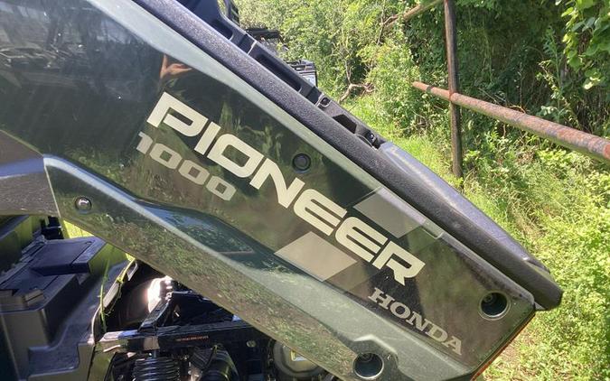 New 2024 HONDA PIONEER 10006 DELUXE CREW