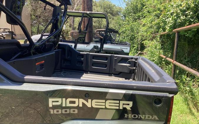 New 2024 HONDA PIONEER 10006 DELUXE CREW