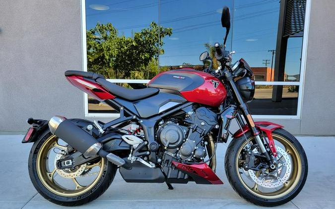 2026 Triumph TRIDENT 800