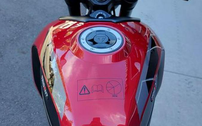 2026 Triumph TRIDENT 800