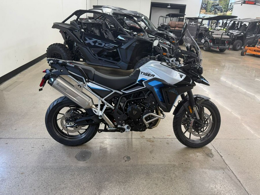 2026 Triumph Tiger 900 Alpine Edition