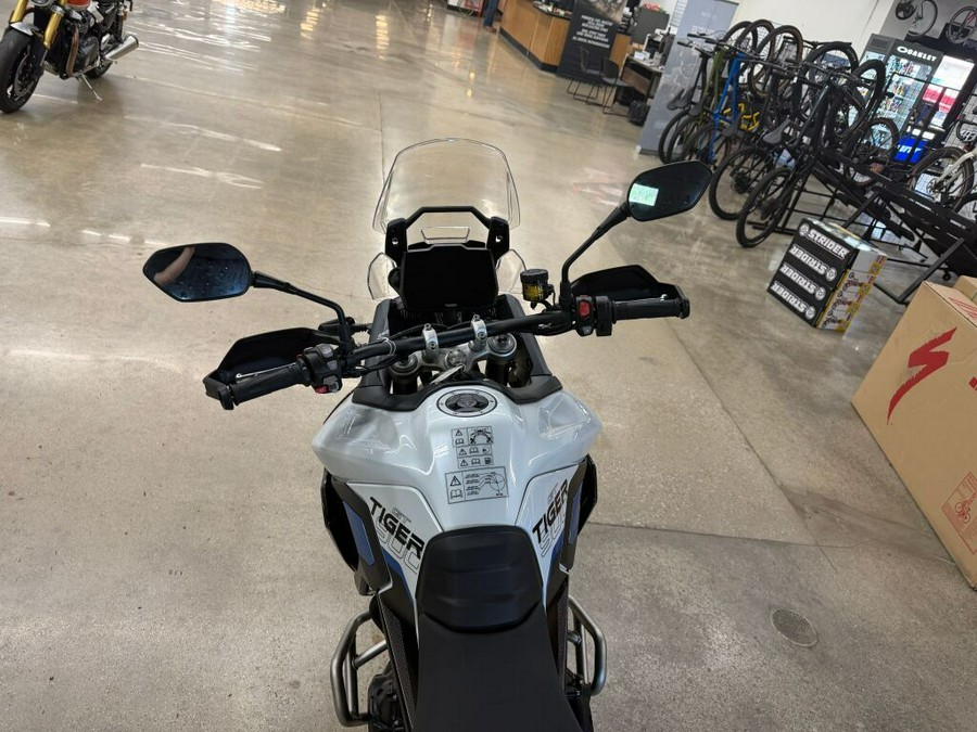 2026 Triumph Tiger 900 Alpine Edition