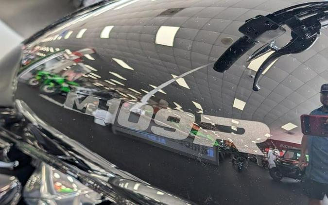 2025 Suzuki Boulevard M109R