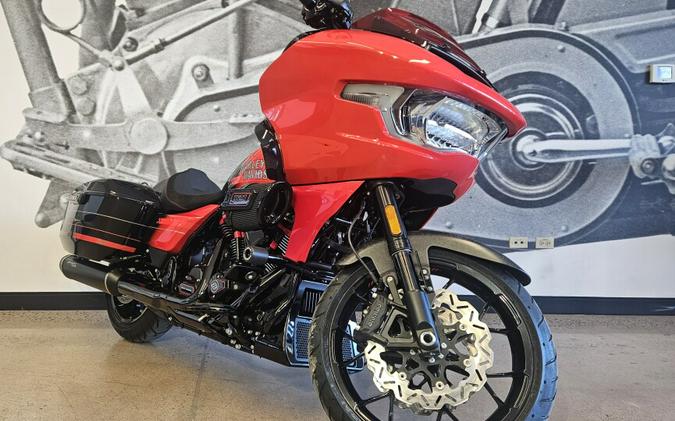 2026 CVO Road Glide ST FLTRXSTSE