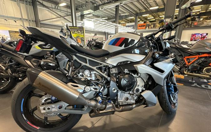 2026 BMW M1000R