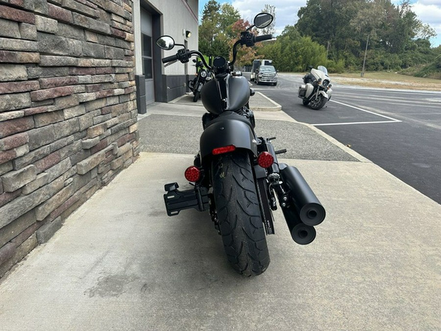 2023 Indian Chief Bobber Dark Horse Black Smoke