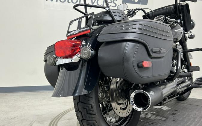 2019 Harley-Davidson Heritage Classic 114 (FLHCS)