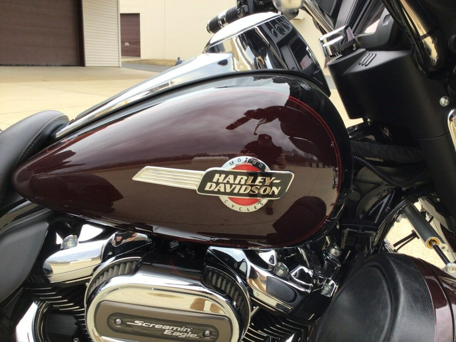 FLHTCUTG 2022 Tri Glide® Ultra