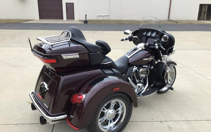 FLHTCUTG 2022 Tri Glide® Ultra