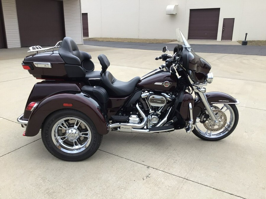 FLHTCUTG 2022 Tri Glide® Ultra