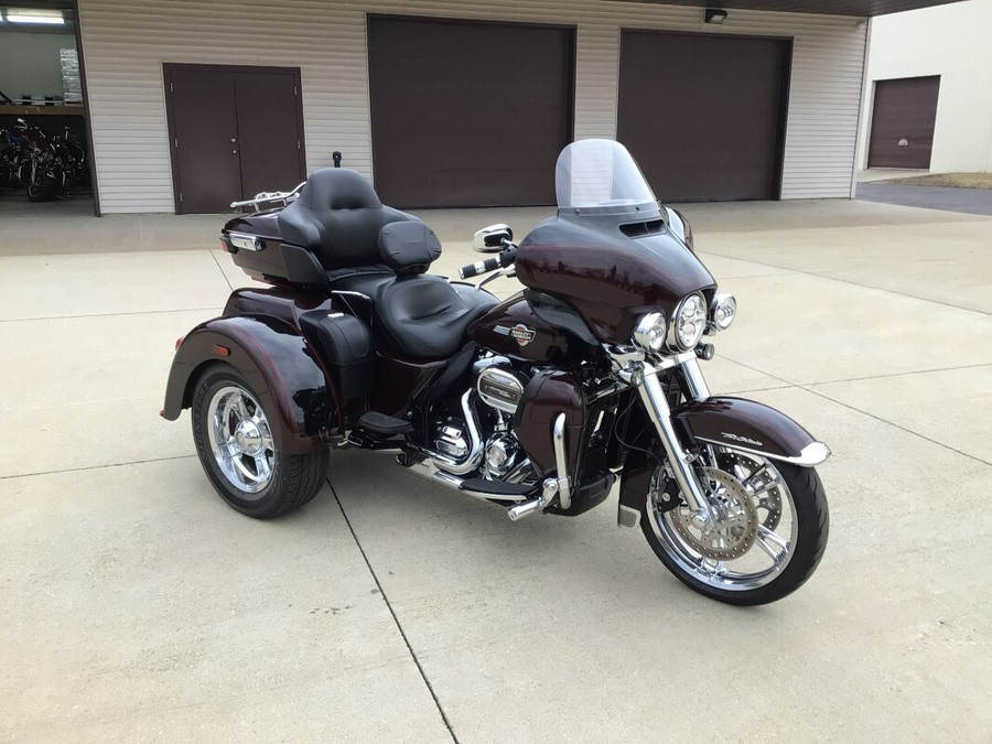 FLHTCUTG 2022 Tri Glide® Ultra