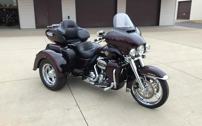 FLHTCUTG 2022 Tri Glide® Ultra