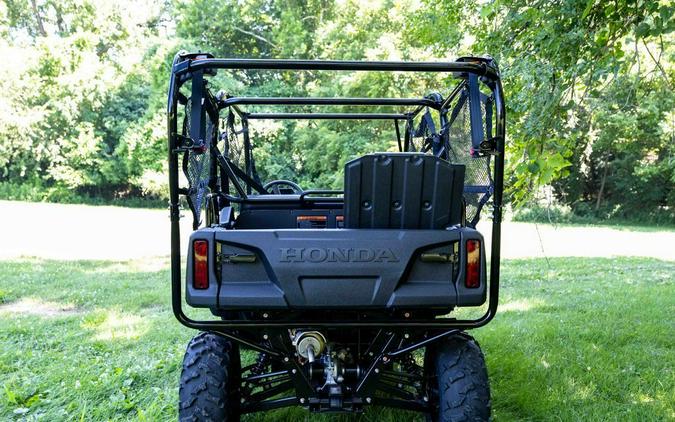 2026 Pioneer 700 Deluxe - Honda