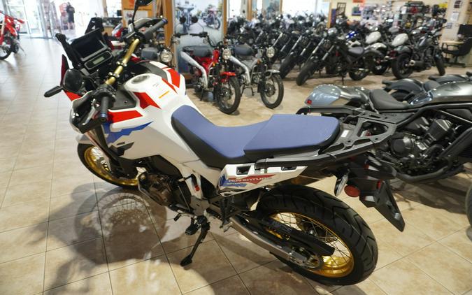 2026 CRF1100L4T - Honda