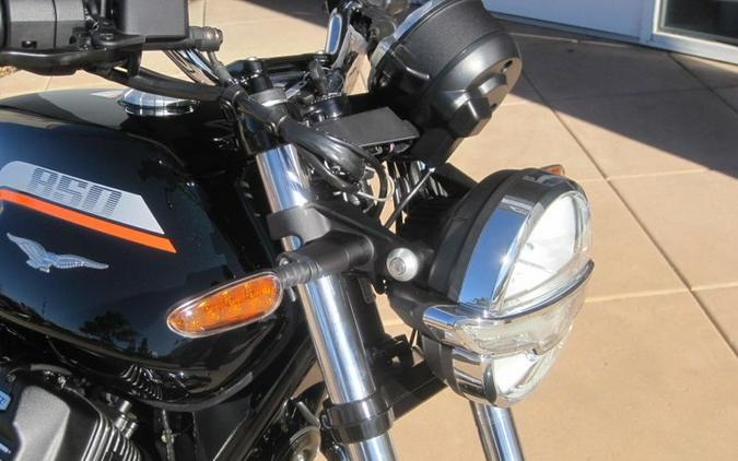 New 2027 Moto Guzzi V7 SPECIAL