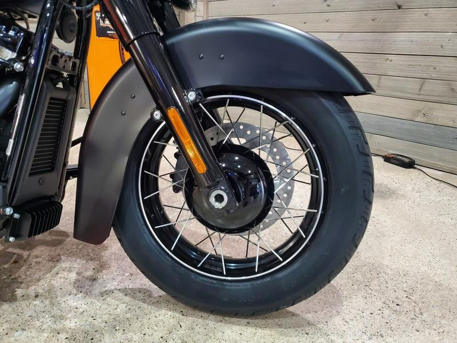 2026 Harley-Davidson® FLHD - Deadwood™