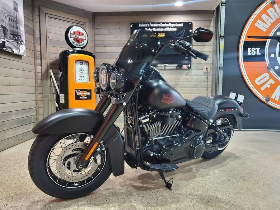 2026 Harley-Davidson® FLHD - Deadwood™