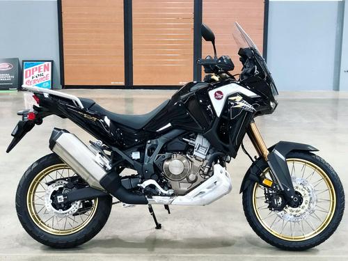 2020 Honda Africa Twin Adventure Sports ES DCT Review (18 Fast Facts)