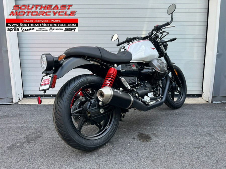 2024 Moto Guzzi V7 Stone Ten