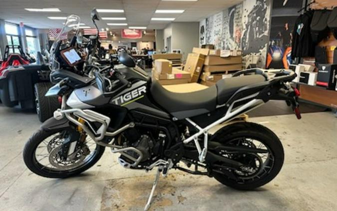 2024 Triumph Tiger 900 Rally Aragon Edition Matte Phantom Black Rally Edition
