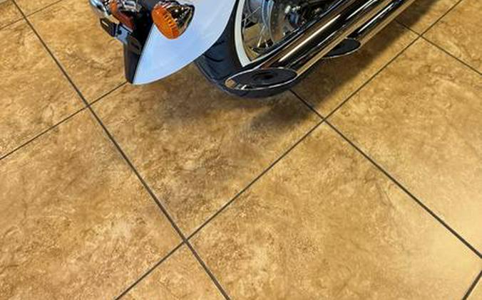 2026 Kawasaki Vulcan® 900 Classic