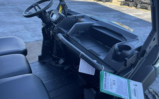 2026 Can-Am® Defender HD7