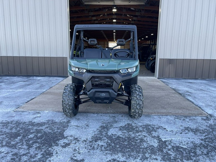 2026 Can-Am® Defender HD7