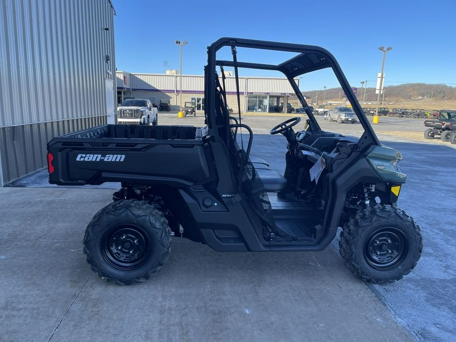 2026 Can-Am® Defender HD7