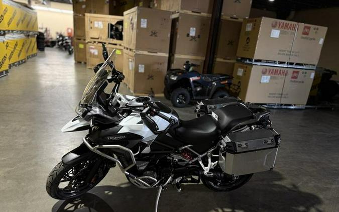 2023 Triumph Tiger 1200 Rally Explorer Sapphire Black