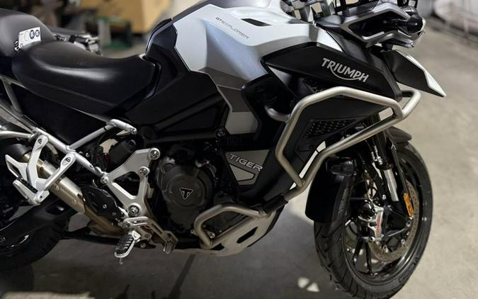 2023 Triumph Tiger 1200 Rally Explorer Sapphire Black