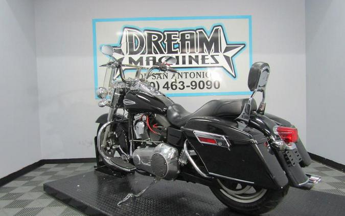 2015 Harley-Davidson® FLD - Dyna® Switchback™