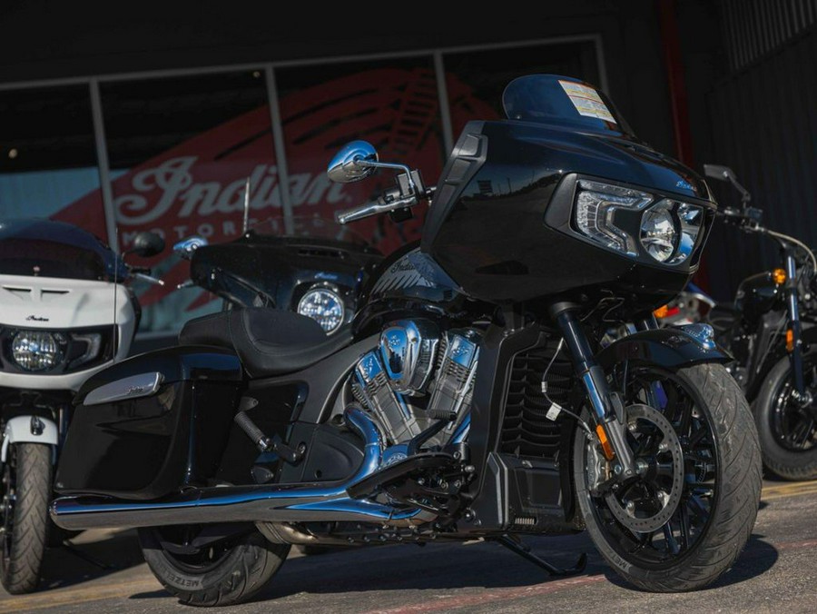 2025 Indian Motorcycle® Challenger Base