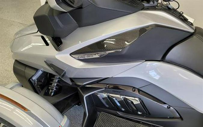 2022 Can-Am Spyder RT