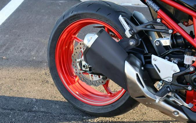 2024 Kawasaki Z900 ABS