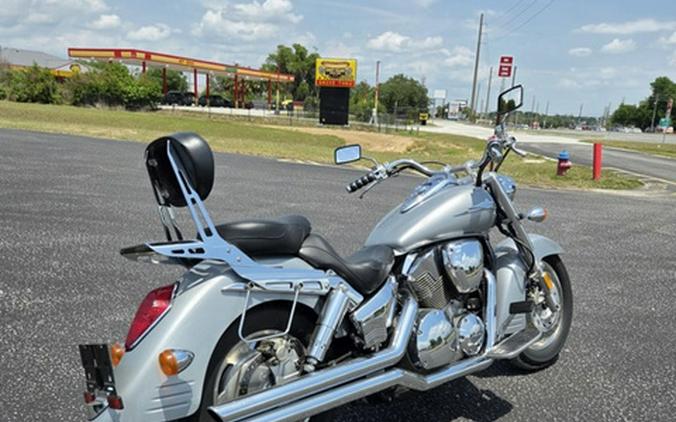 2005 Honda VTX 1800R Spec 2