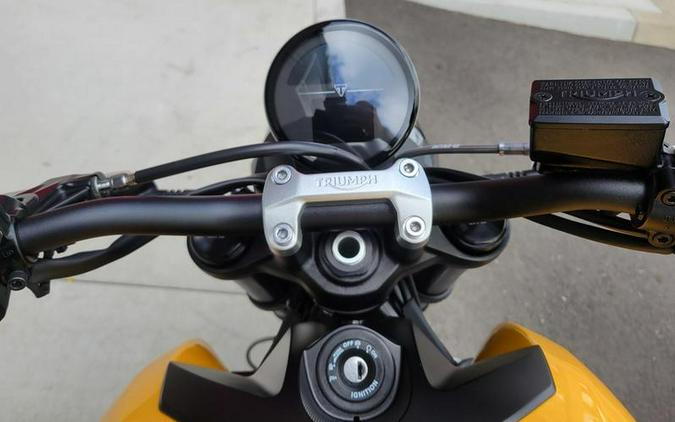 2026 Triumph Trident 660 Cosmic yellow