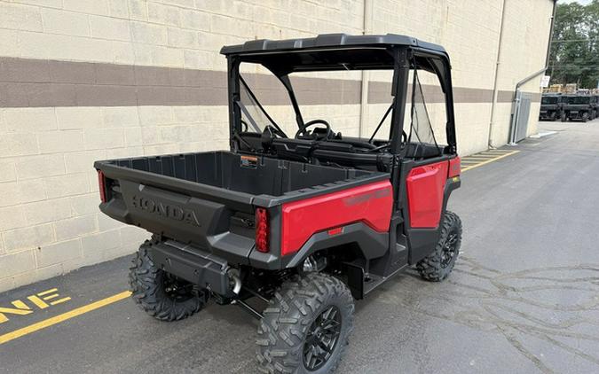 2026 Honda Pioneer 1000 Deluxe