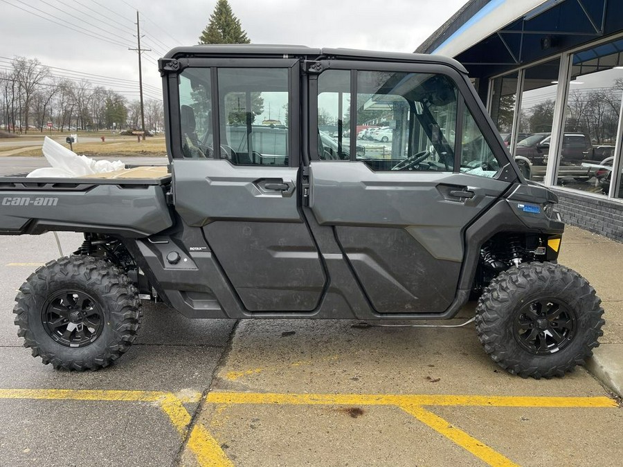 2023 Can-Am® Defender MAX Limited HD10