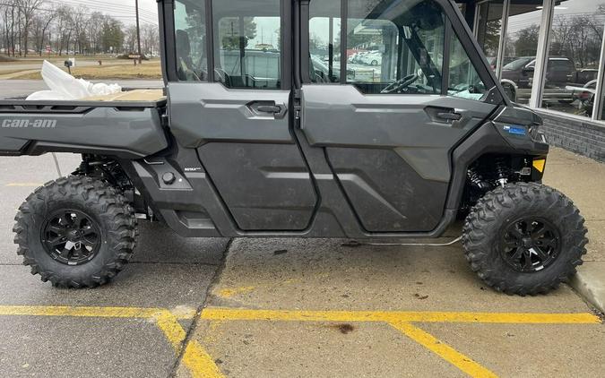 2023 Can-Am® Defender MAX Limited HD10