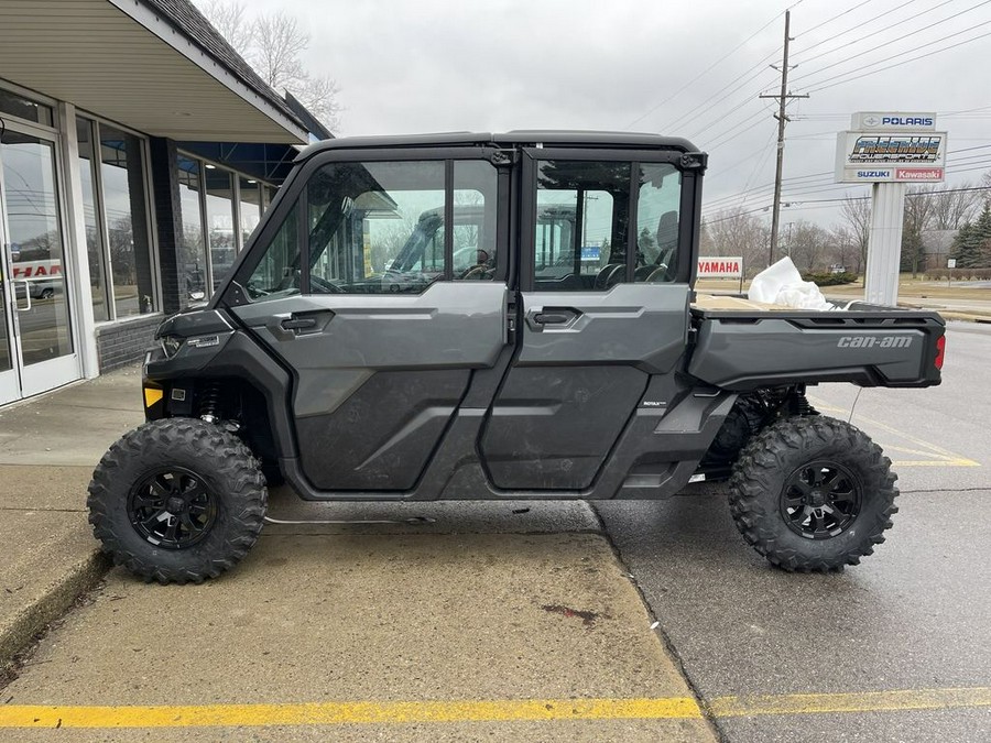 2023 Can-Am® Defender MAX Limited HD10