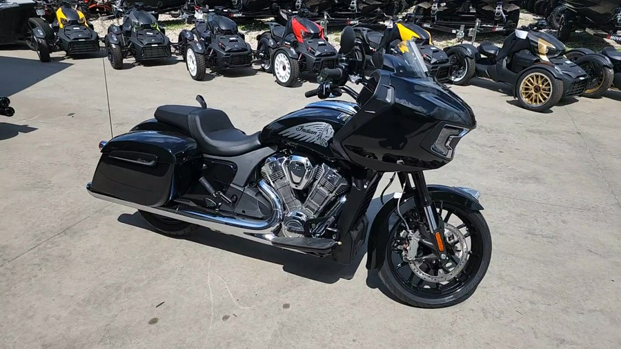 2023 Indian Motorcycle® Challenger® Black Metallic