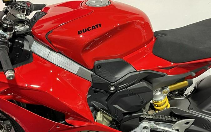 2025 Ducati Panigale V4 Ducati Red