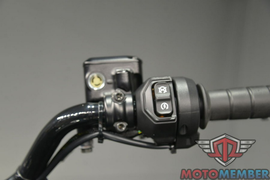 2025 Indian Motorcycle® Scout® Bobber Limited + Tech