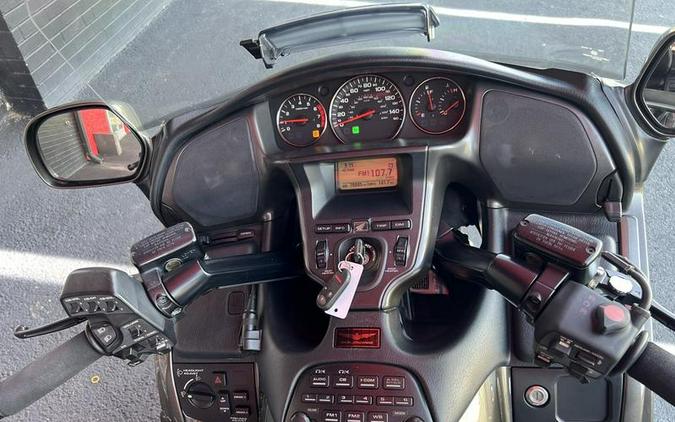 2010 Honda® Gold Wing® Audio / Comfort